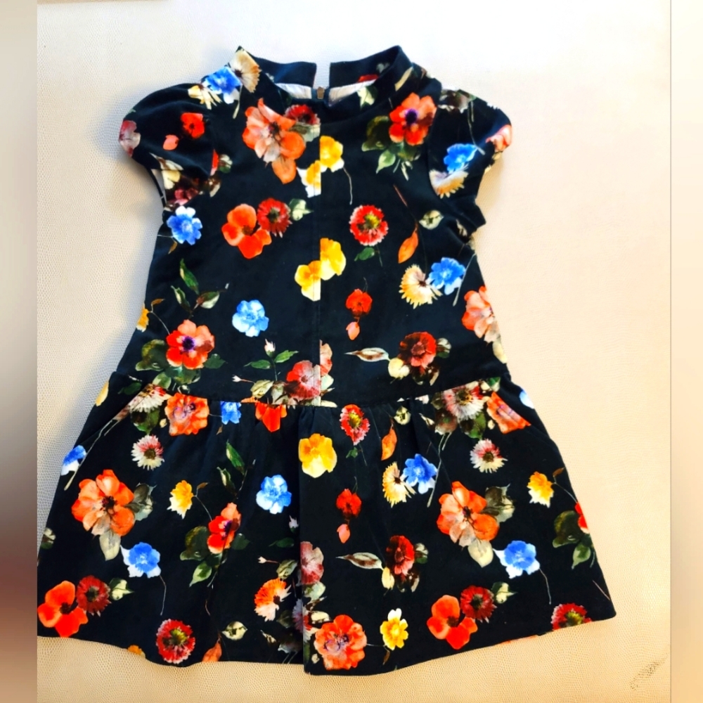 Simonetta Mini Italy Girls floral dress size 5 years and 3 years.